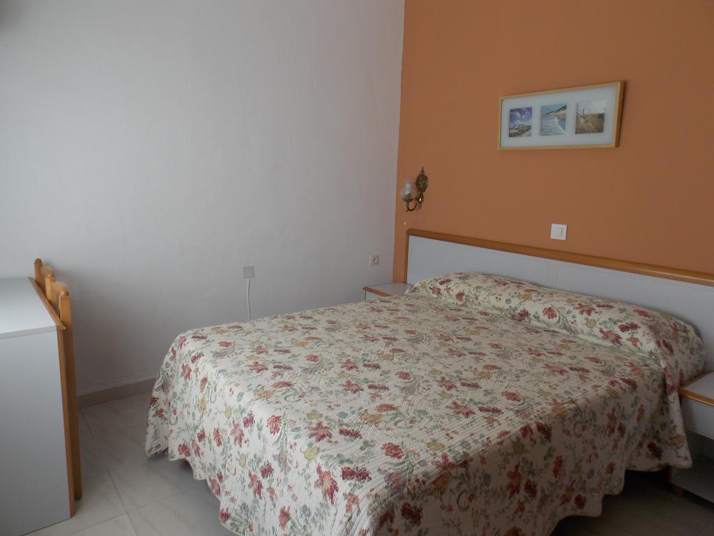 Pension La Palma El Puerto de Santa Maria Bagian luar foto